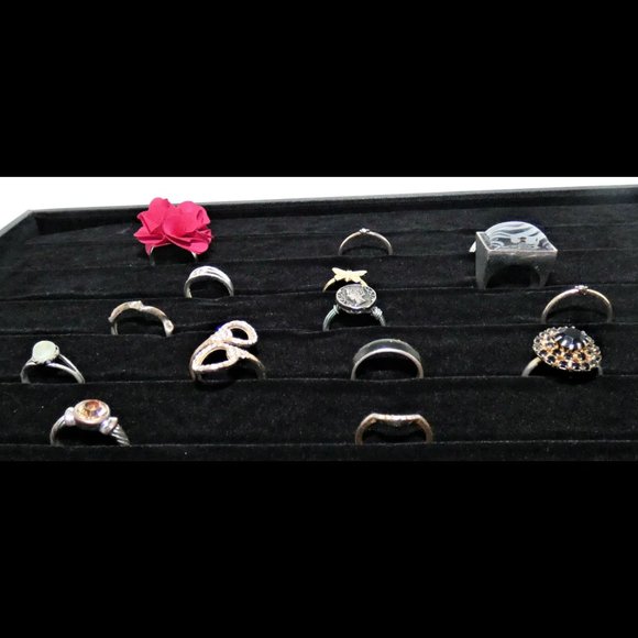 Vintage Costume Ring Lot - Silver & Gold Tones - Picture 4 of 5